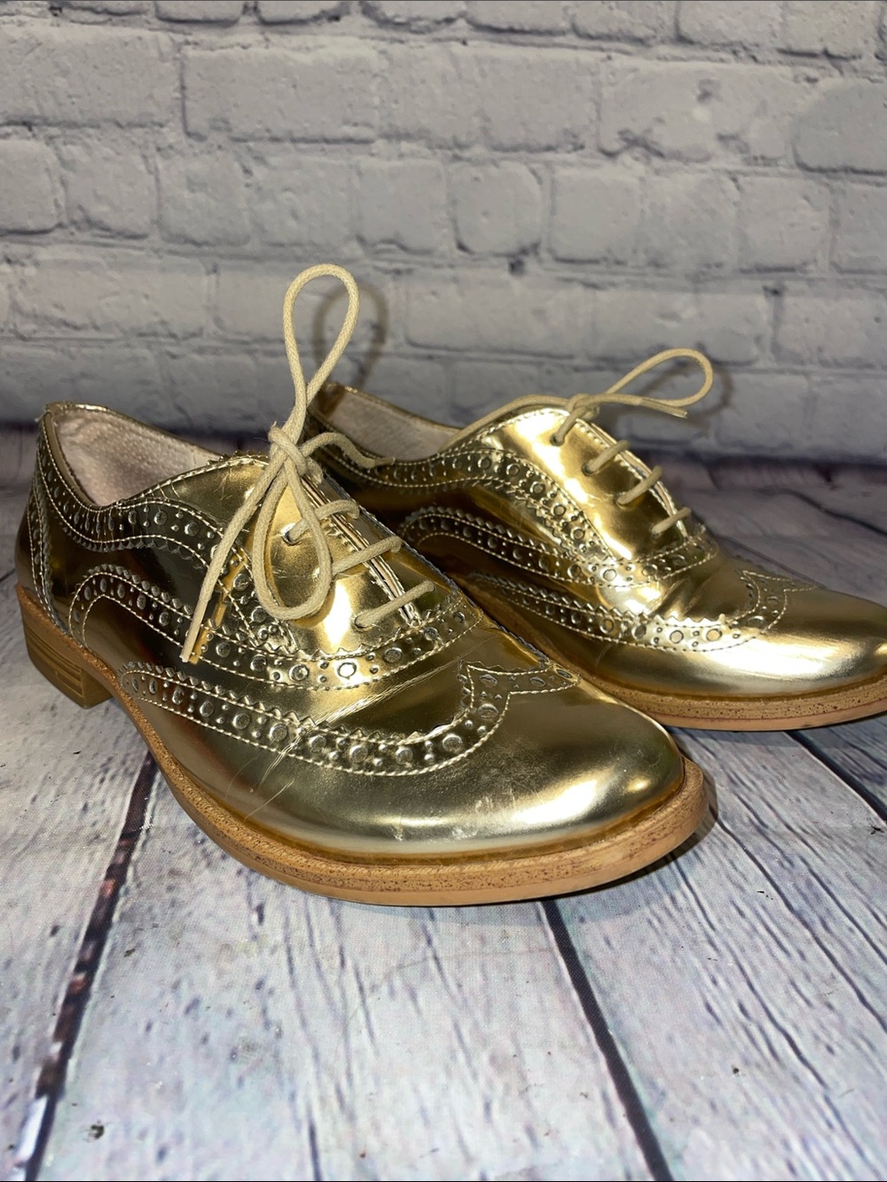 Sam Edelman Women Gold Metallic Wingtip Oxfords Sz 6
